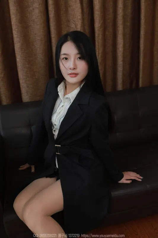 [IESS异思趣向] 2025.01.01 丝享家 1939 婉萍《蓝色指甲》 8